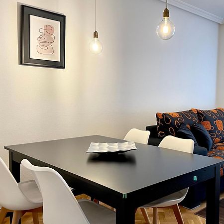 Vivienda Con Parking Incluido - Zona Van Dyck Salamanca Exterior photo